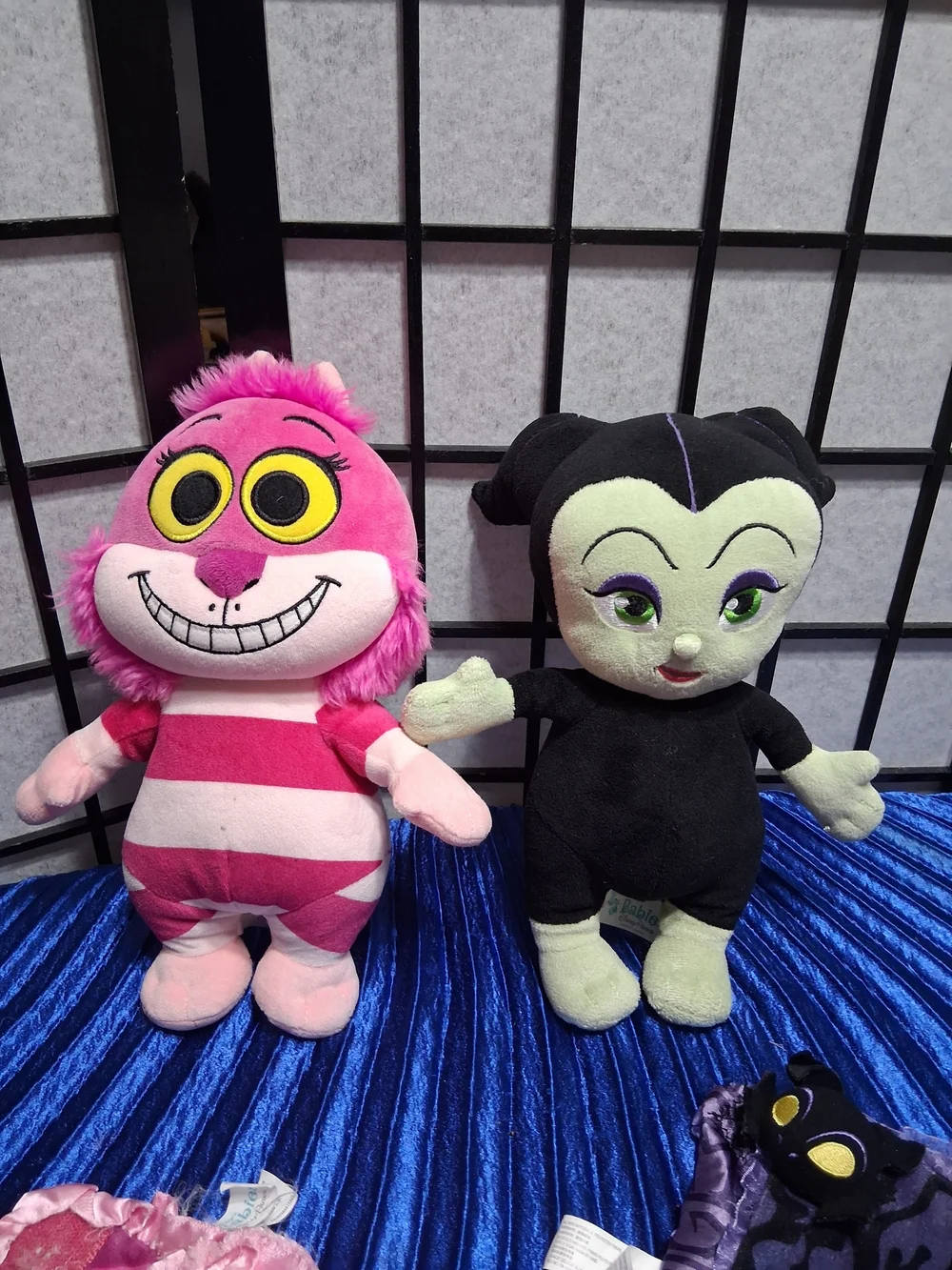 Pink Cheshire Cat Plush Hooded Doll - Disney-Inspired Kids Toy. Vanpirina